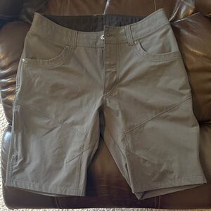 Kuhl Men's Gray Silencr Kargo Flat Front Shorts